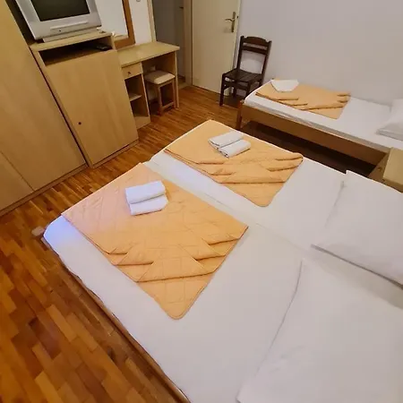 Konukevi Pansion Antunovic Trpanj